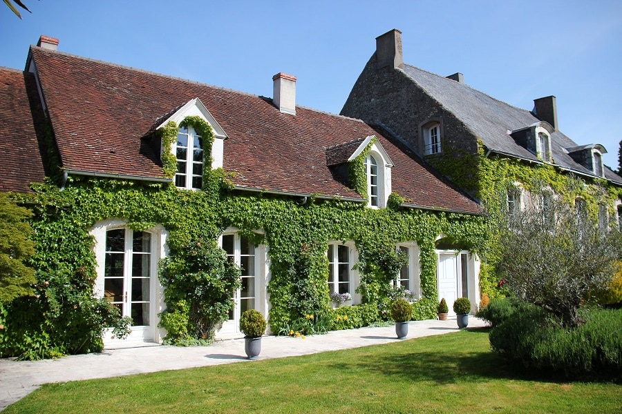 buying a house in France