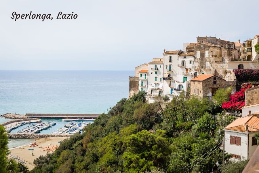 Best beach and coastal towns in Italy Sperlonga Lazio