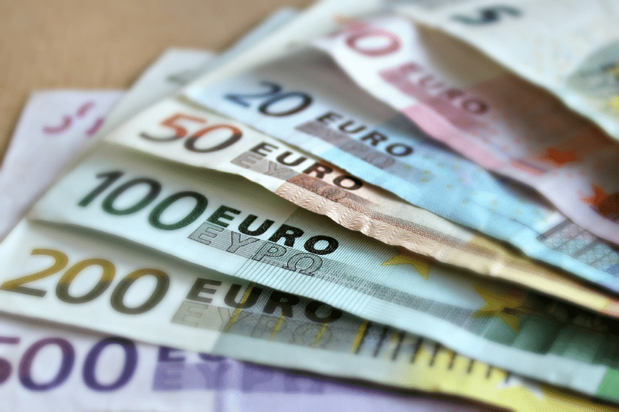 Money euro bank