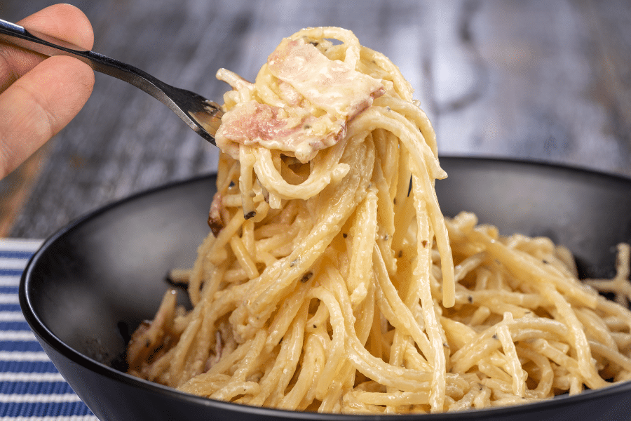 Pasta carbonara italian food