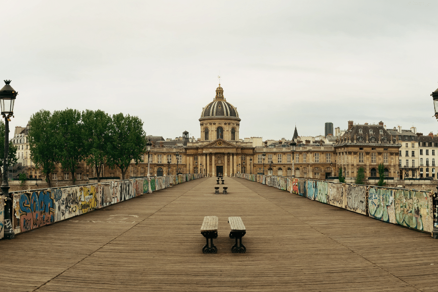 Le Pont des Arts Paris France
